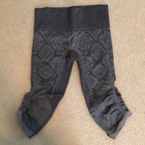 Cropped lululemon leggings